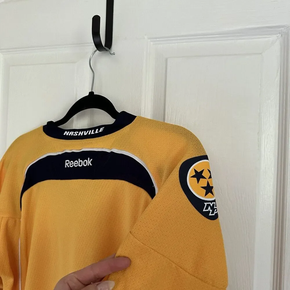 Reebok Nashville Predators Yellow Hockey Jersey  Youth Large / X Large